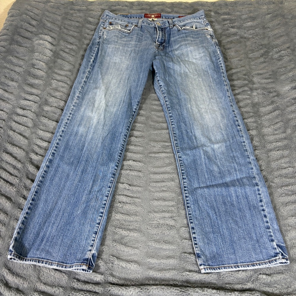 Lucky Brand 361 Vintage Straight Jeans Mens 34x32 Blue Distressed Denim AT522